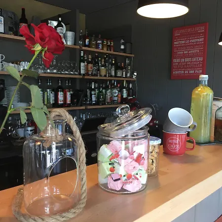 Restaurant Logis Cote 酒店 2*